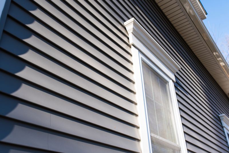 Attaching Vinyl Siding to Corners