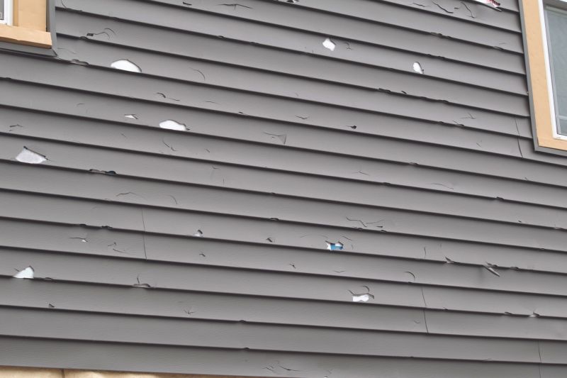 Emergency siding repair services